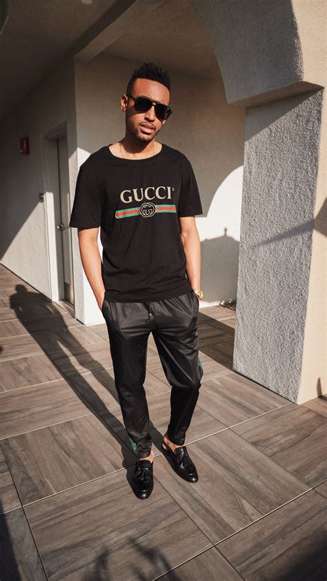 black gucci tshirt 2016 street style|how to wear gucci style.